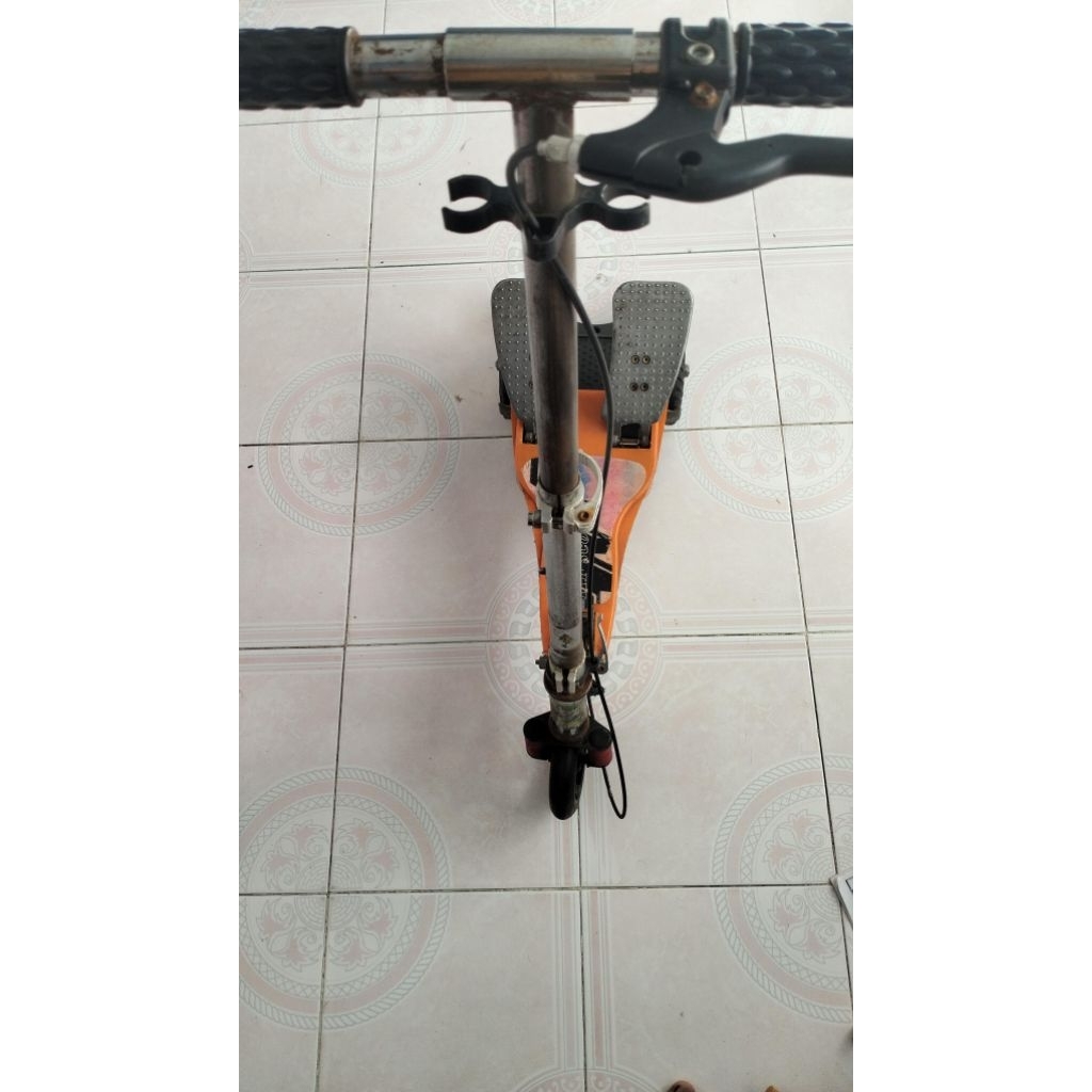 Skuter otoped pedal roda 3 bekas normal