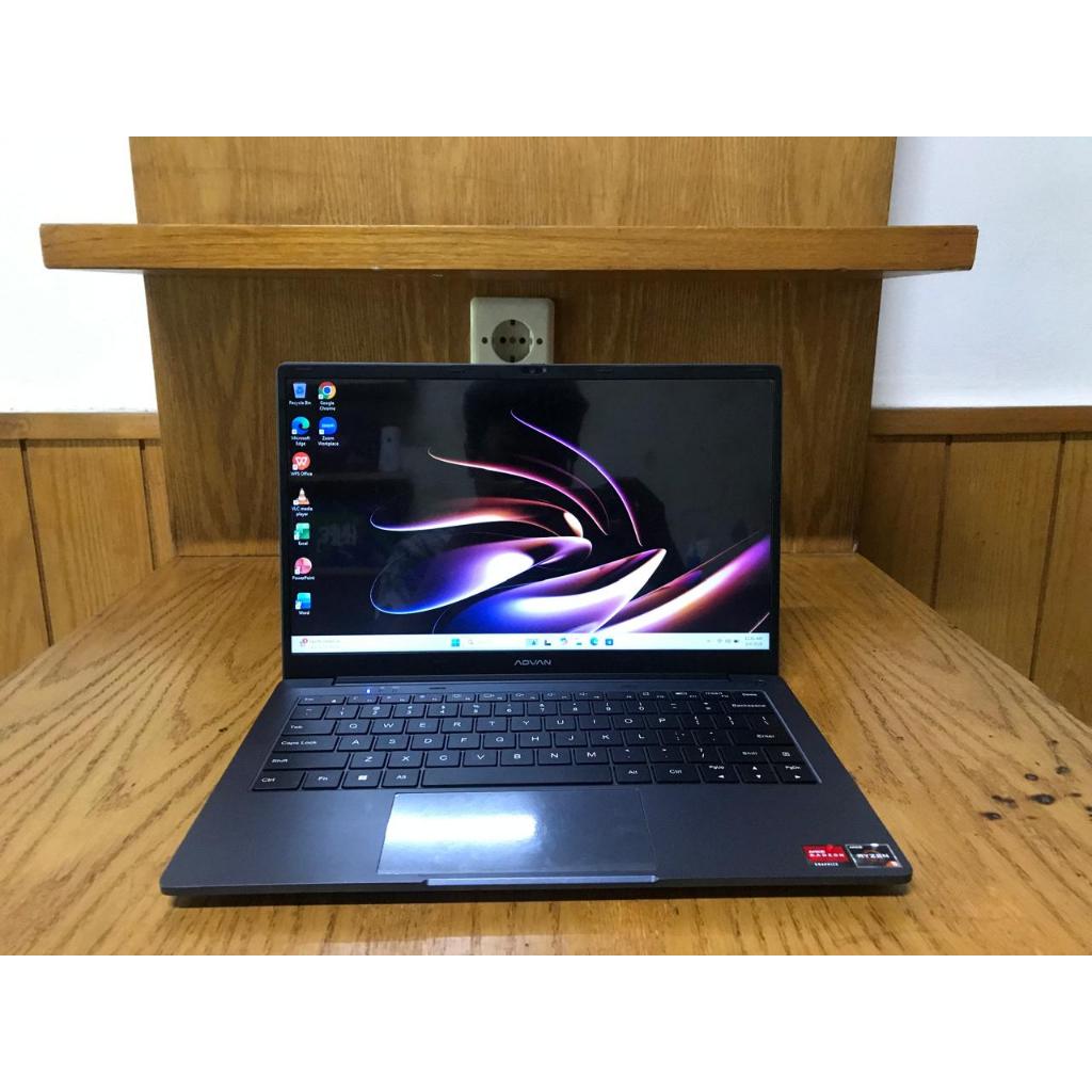 LAPTOP ADVAN SOULMATE PLUS AMD Ryzen 5 3500u Ram 8GB SSD 256GB