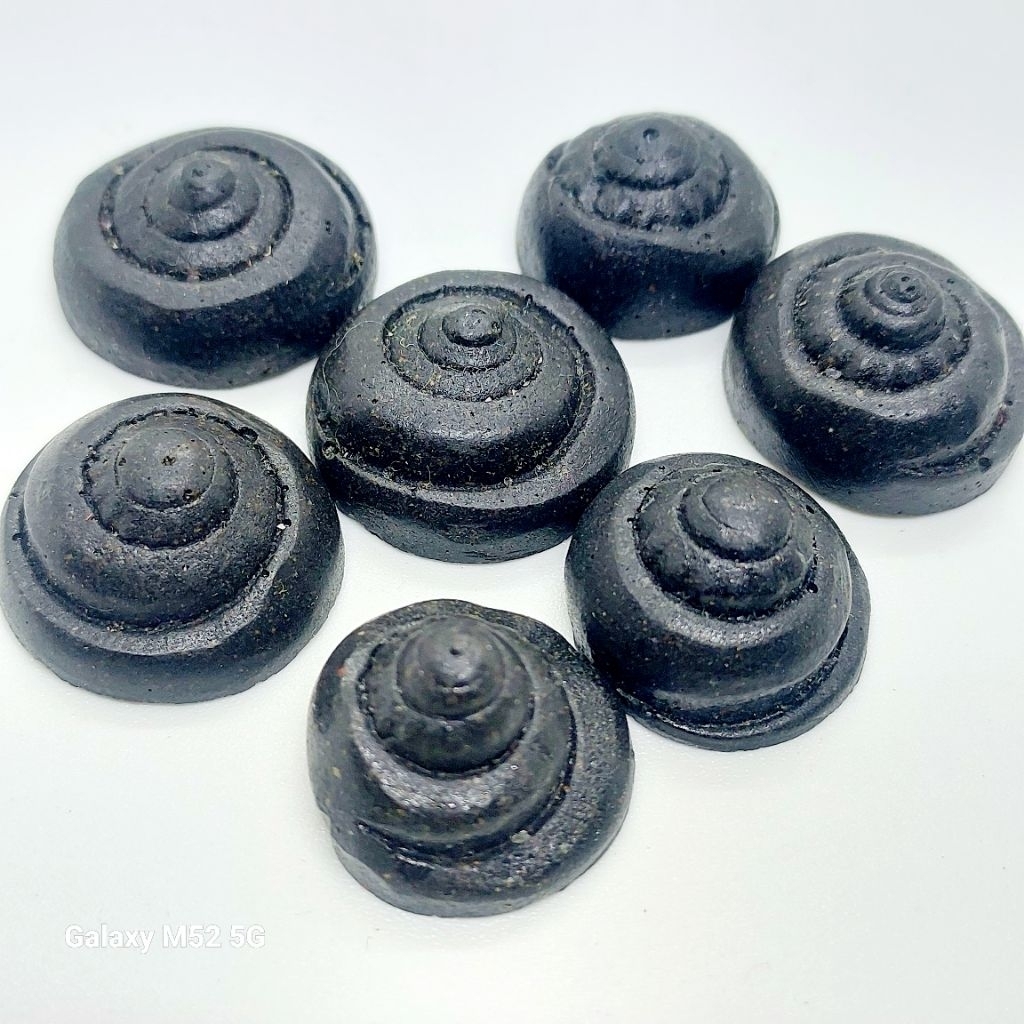 Lostune batu badar besi motif keong buntet nempel magnet kuat