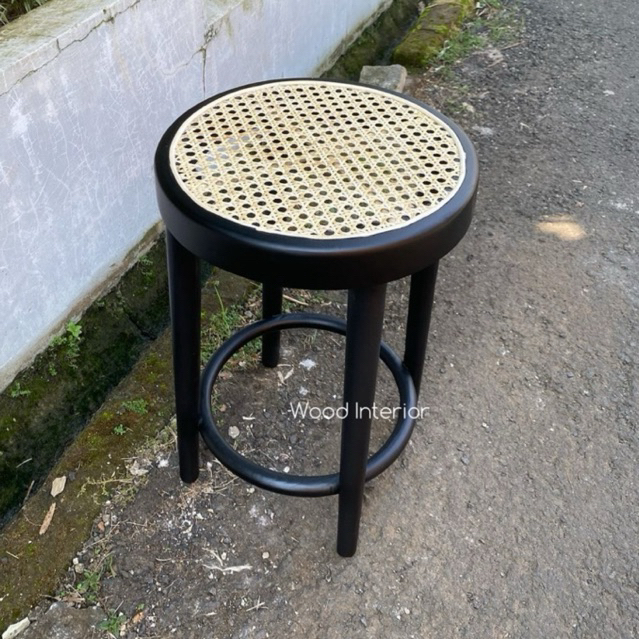 kursi stool kayu jati rotan | kursi stool cafe | kursi cafe bulat | kursi cafe Outdoor