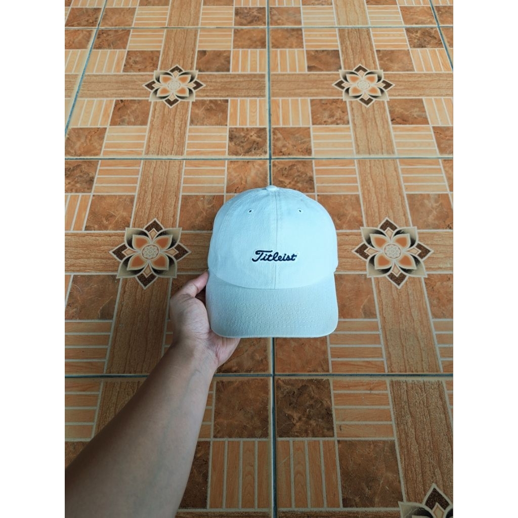 TOPI TITLEIST
