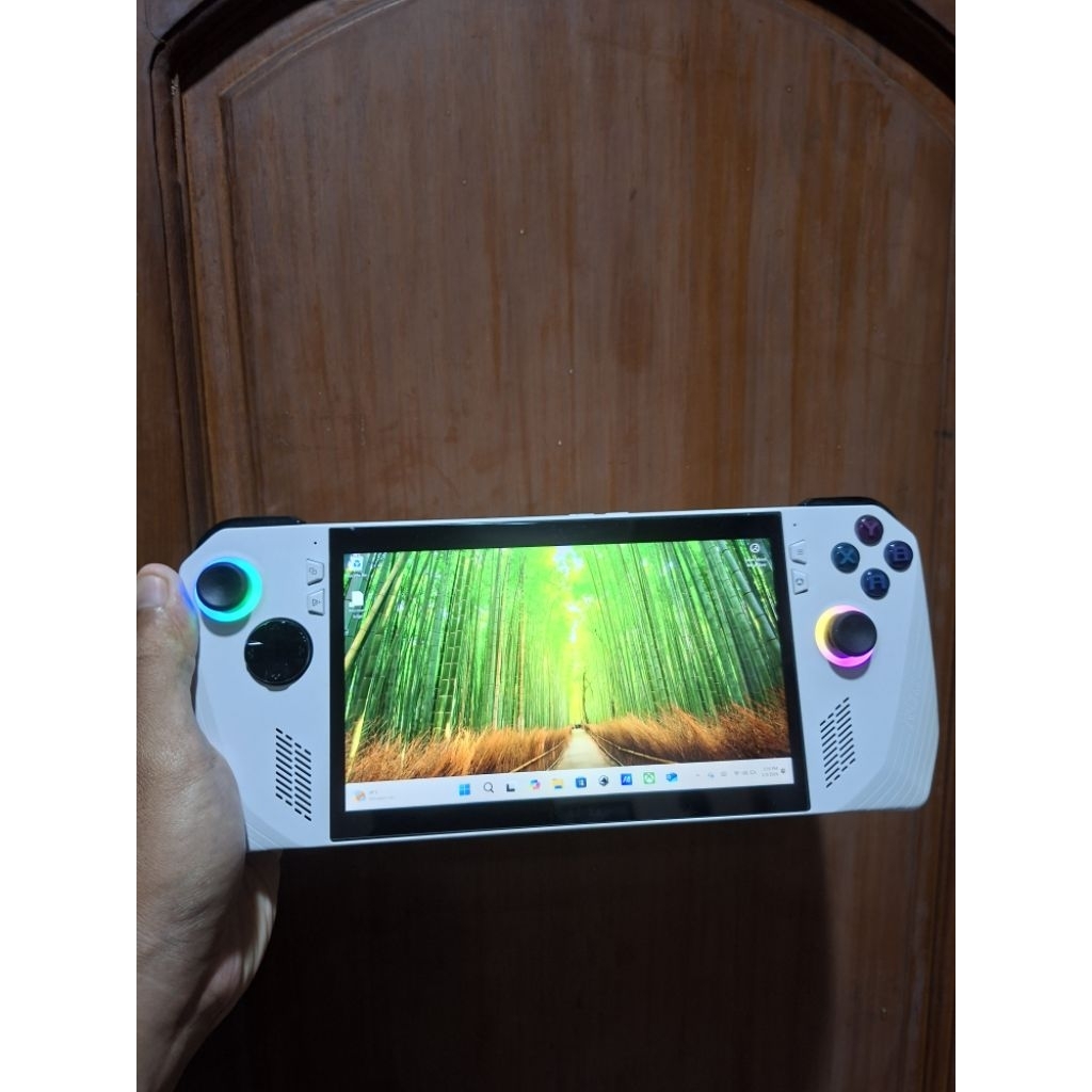 ASUS ROG ALLY Z1 EXTREME SECOND