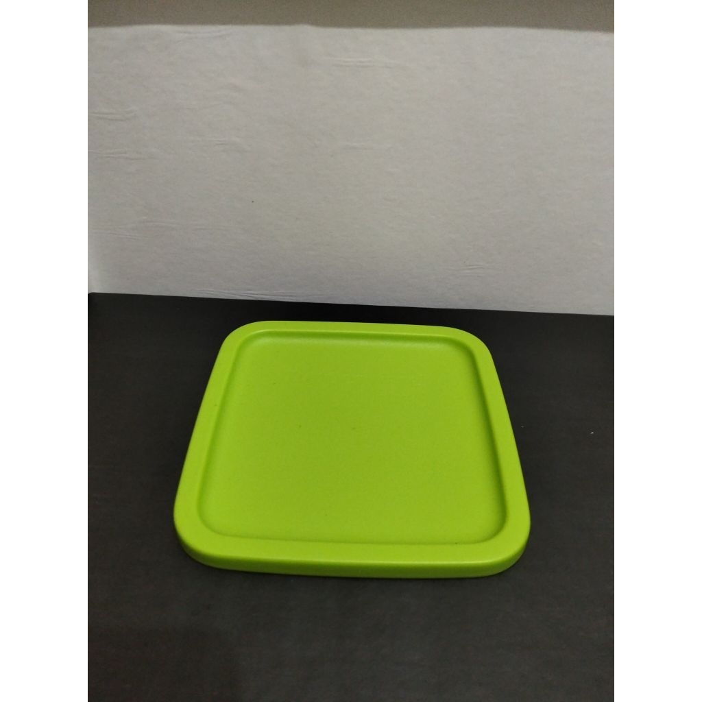 New Tutup Summer Tupperware