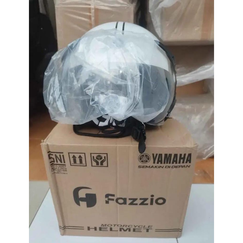 Helm Yamaha Fazzio original