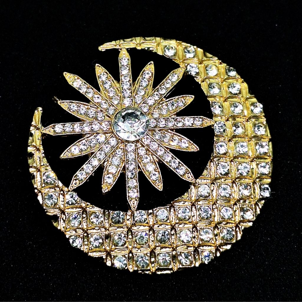 Bros Bintang Bulan Sabit