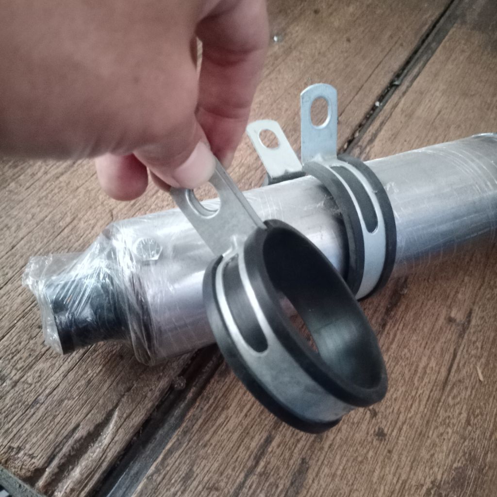 Kleman slencer kenalpot vespa racing