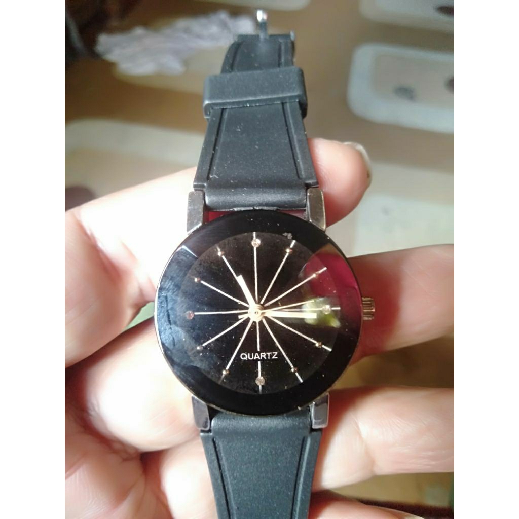 Jam tangan second wanita warna hitam