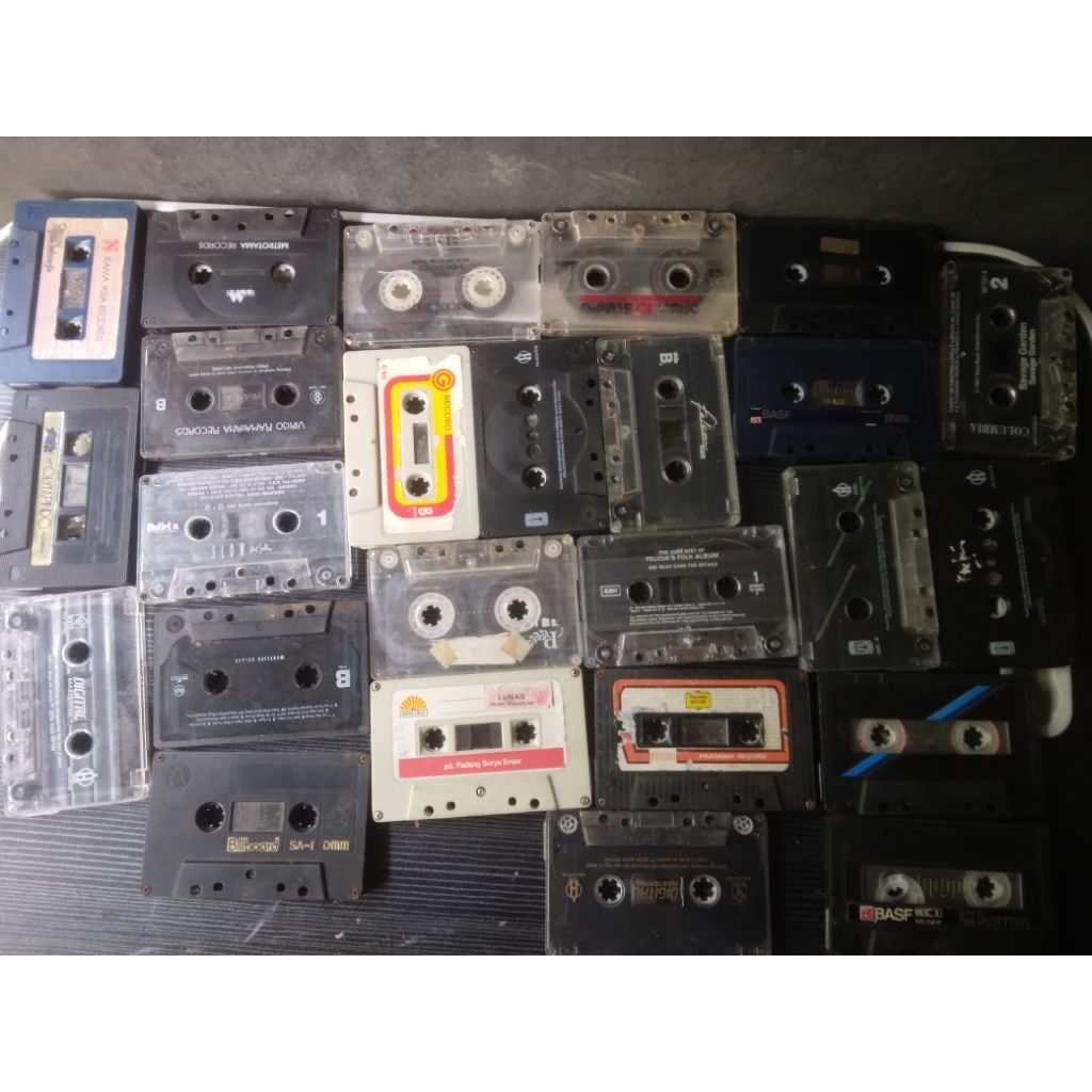 Kaset pita tanpa cover Untuk pajangan dekorasi atau bahan kerajinan