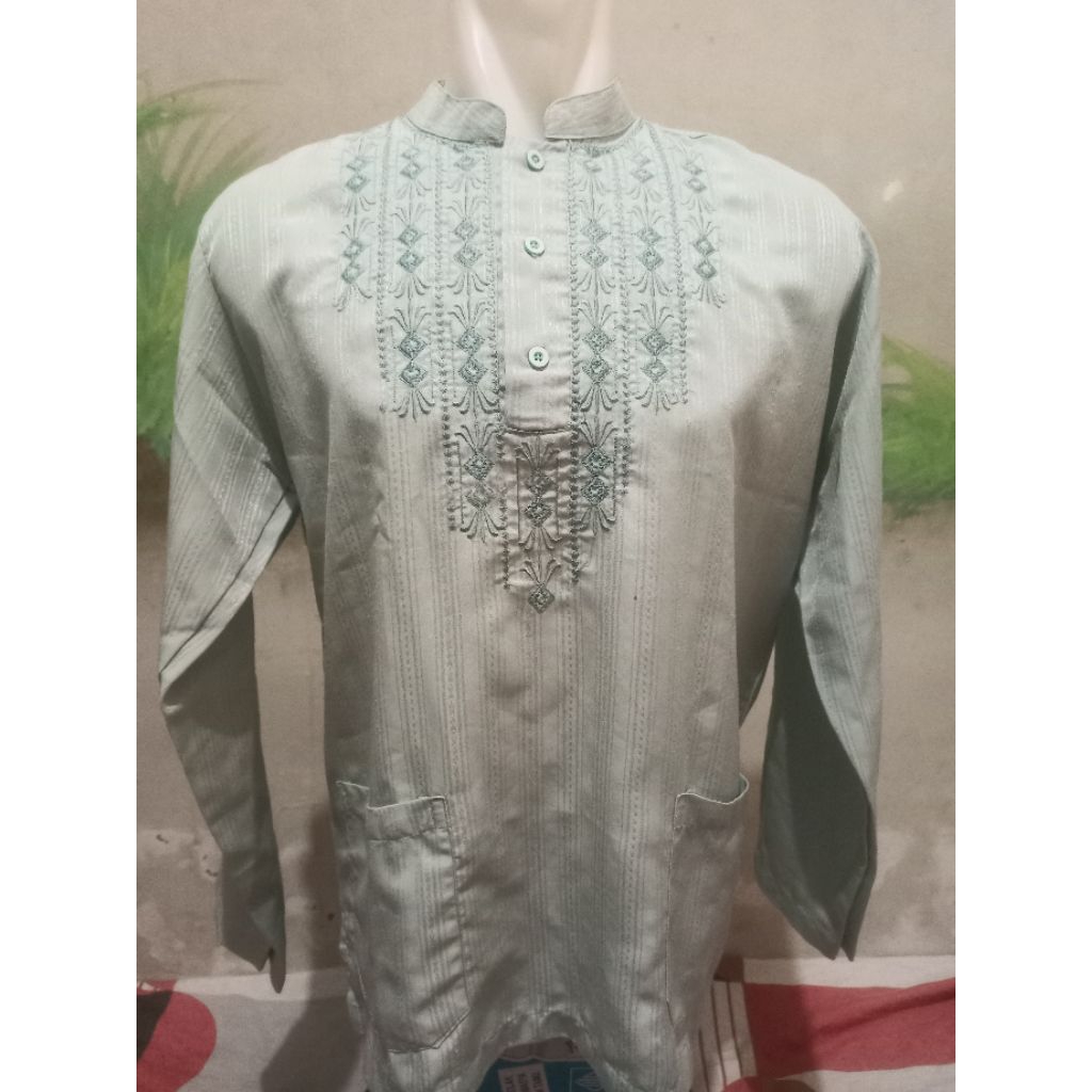 baju koko warna mint, size M