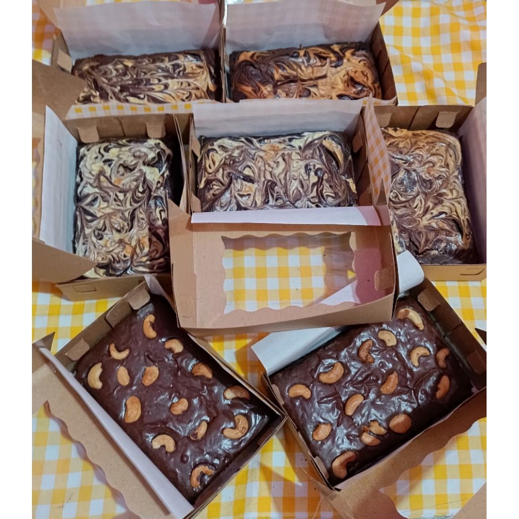 Fudgy Brownies ukuran 10x15 premium