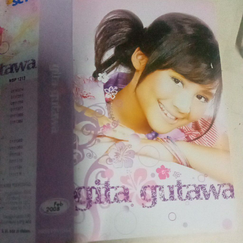kaset pita GITA GUTAWA  L373