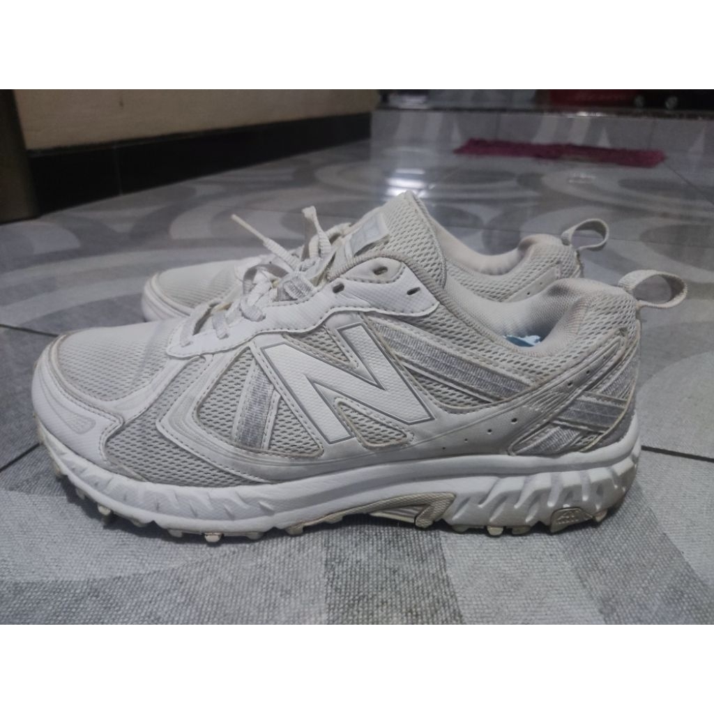 nb 410 trail run size 42 26.5cm