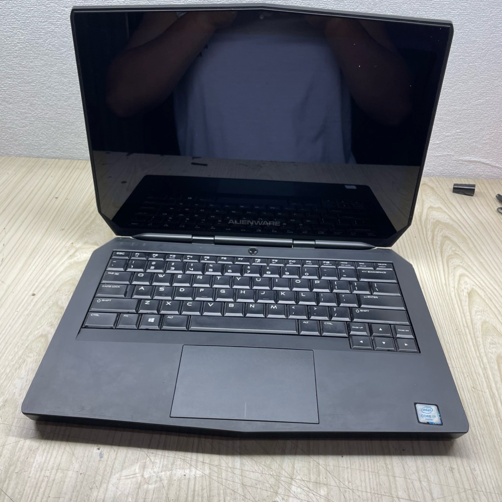 LAPTOP GAMING DELL ALIENWARE 13 R2 RUSAK, BERKENDALA, BAHAN