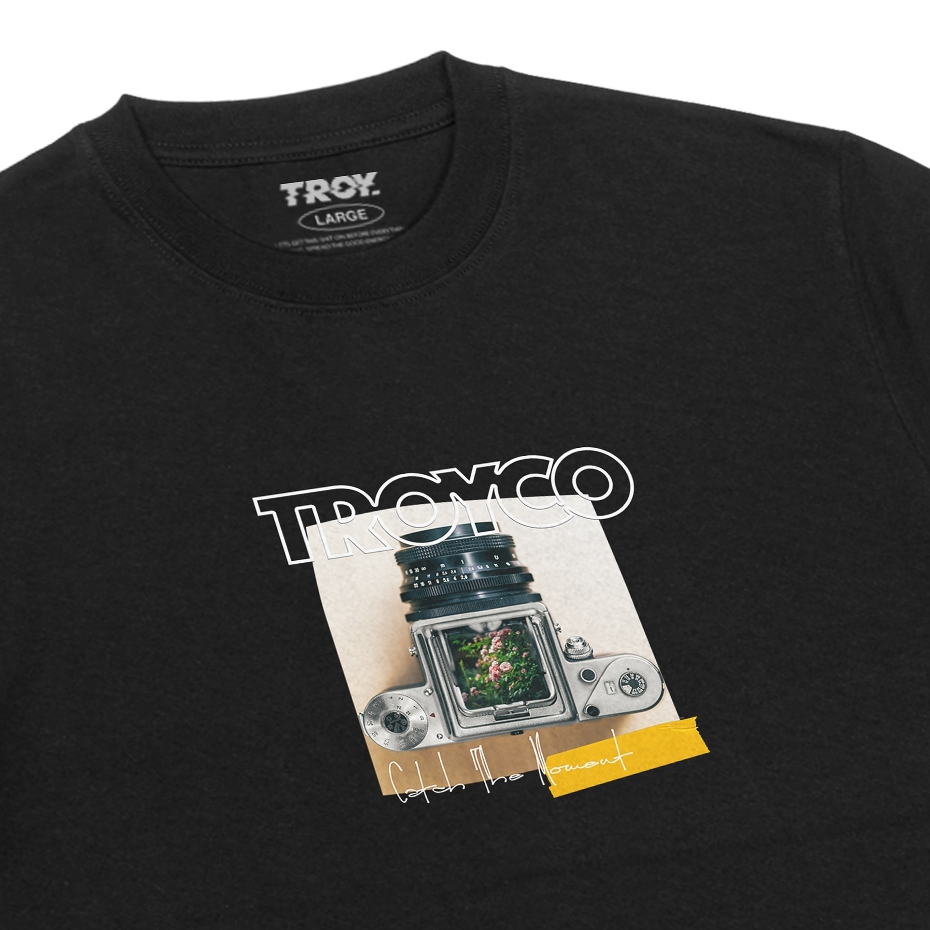 Troy Company Tshirt Black Catch The Moment - Kaos Lengan Pendek Kaos Hitam MTD 3538