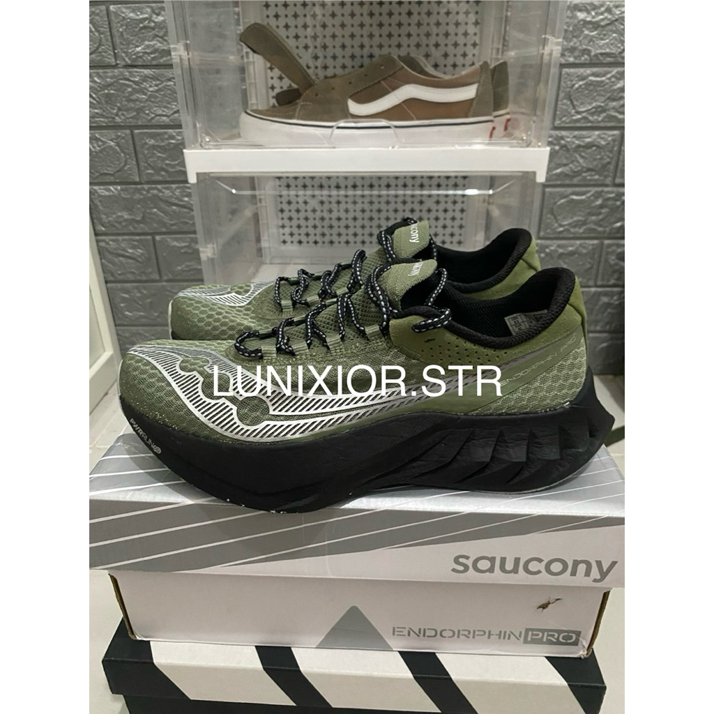 SAUCONY ENDORPHIN PRO 4