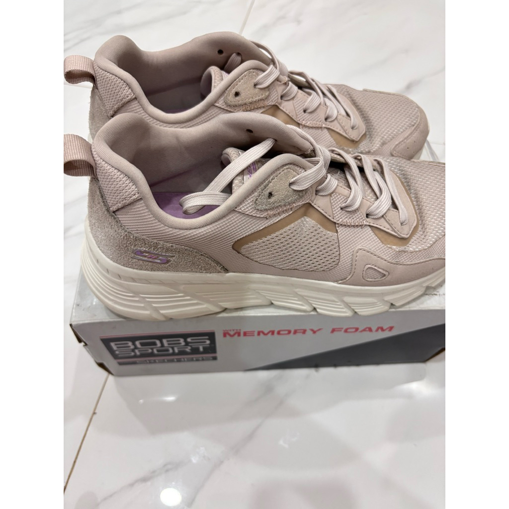 Sepatu Skechers Memory Foam