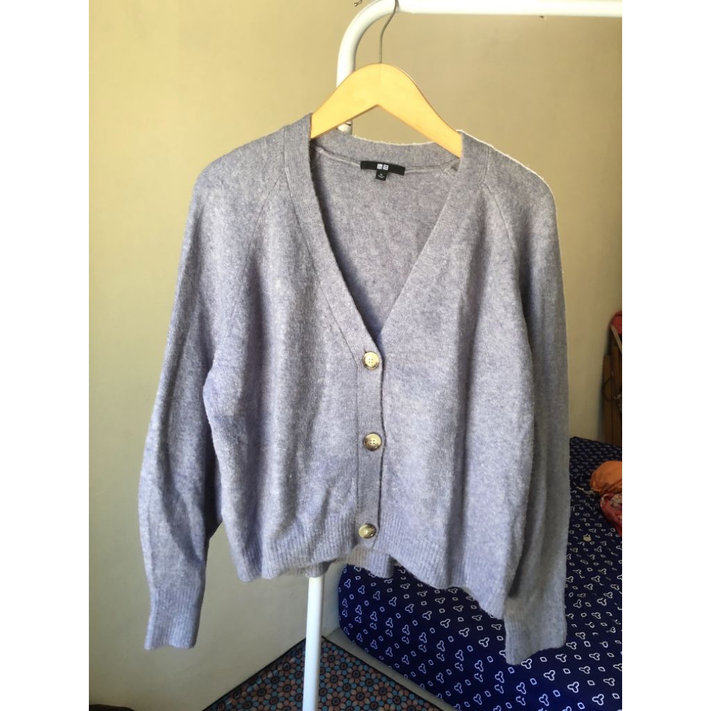 preloved uniqlo, preloved cardigan, souffle yarn