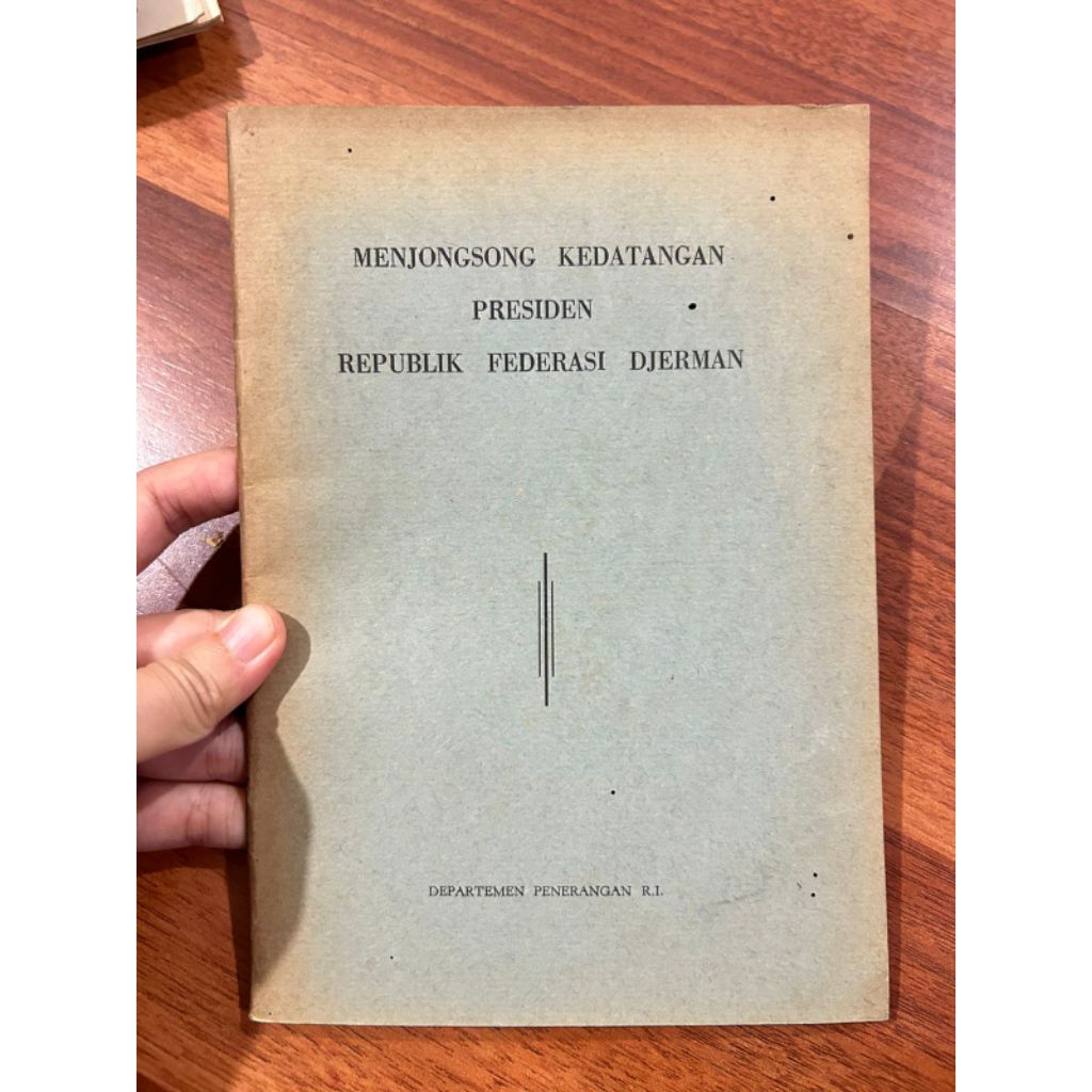 Buku Pidato Soekarno - Menjongsong kedatangan presedin republik federasi djerman pada tahun 1963