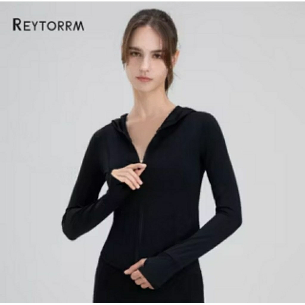 (PRELOVED) Reytorrm - Jaket Olahraga Anti UV UPF50+