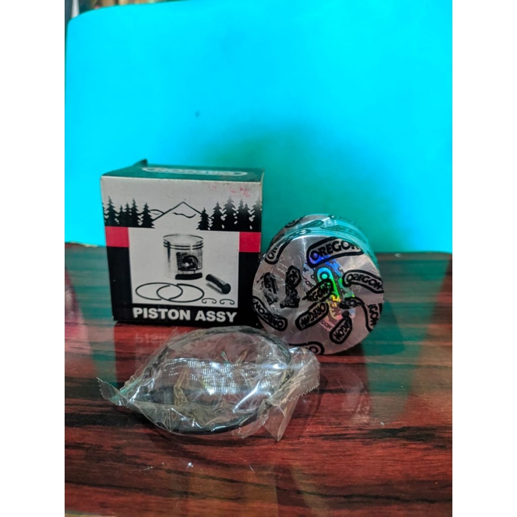 PISTON ASSY 070 OREGON