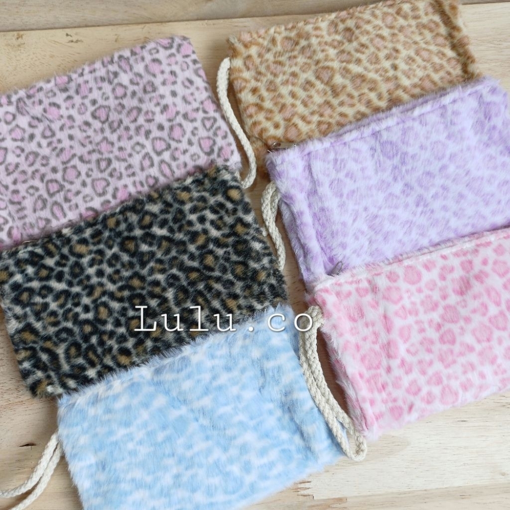 Dompet pouch bulu motif leopard TPL3194