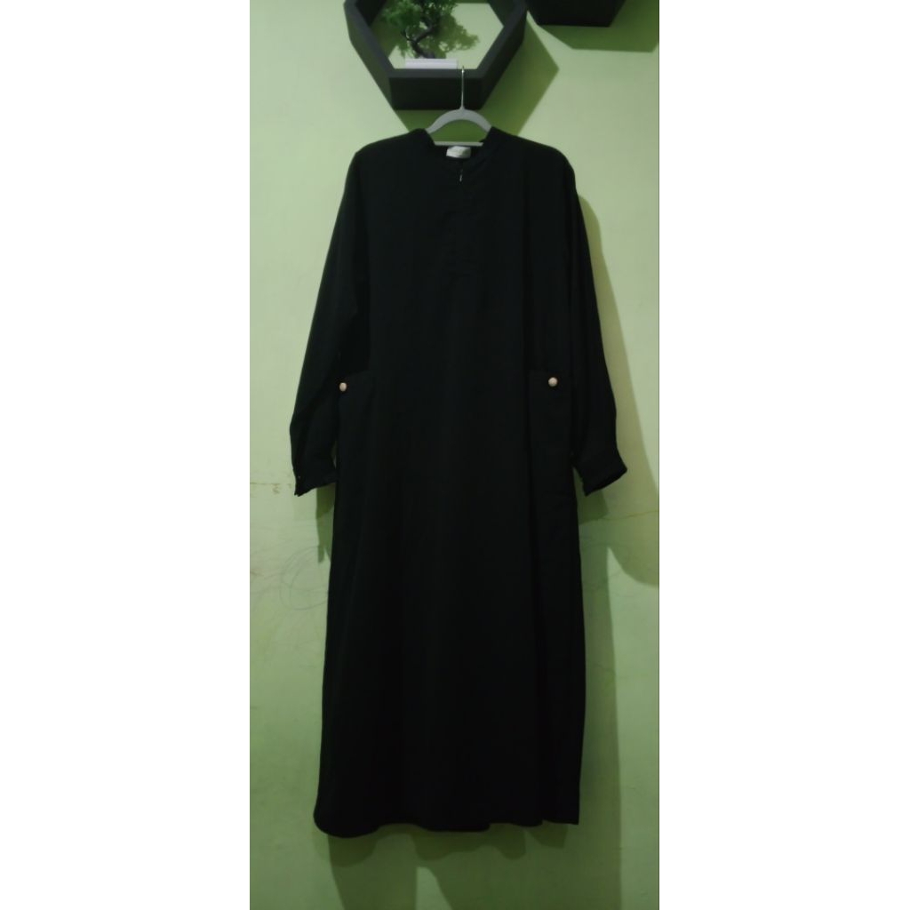 gamis jetblack dan khimar wolfis