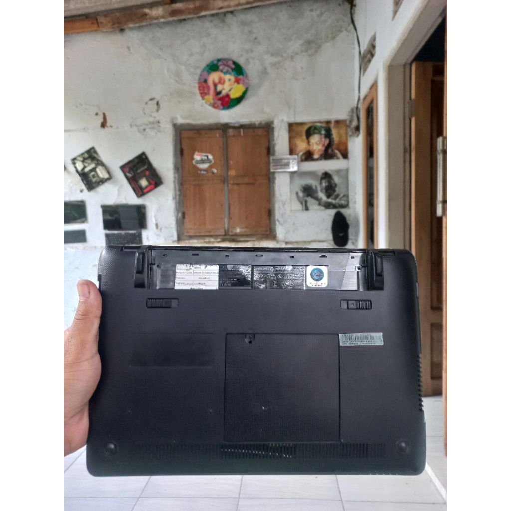 kesing Asus Eee PC 1215B