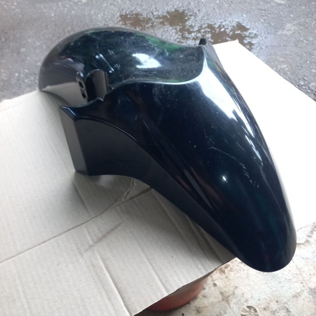 spakbor depan tiger revo original motor