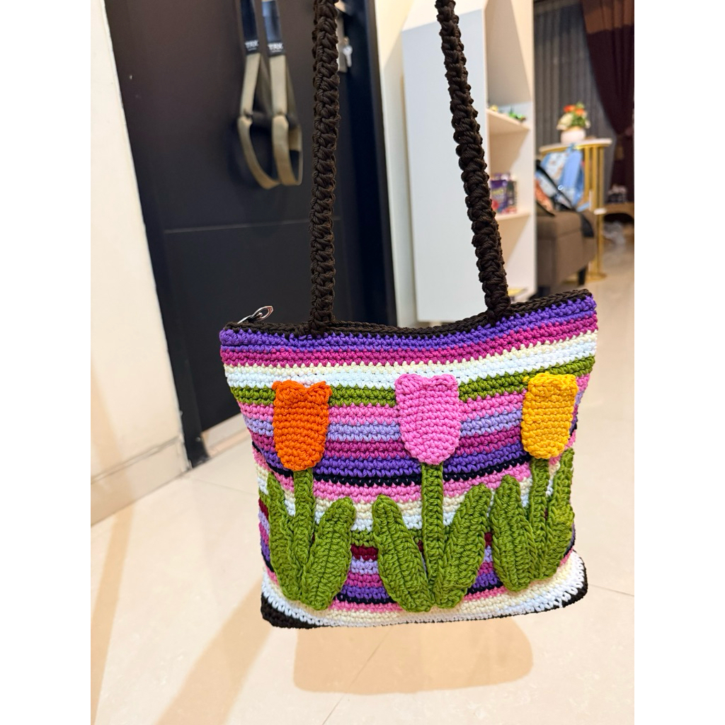 Aneka motif tas rajut cantik ready siap kirim