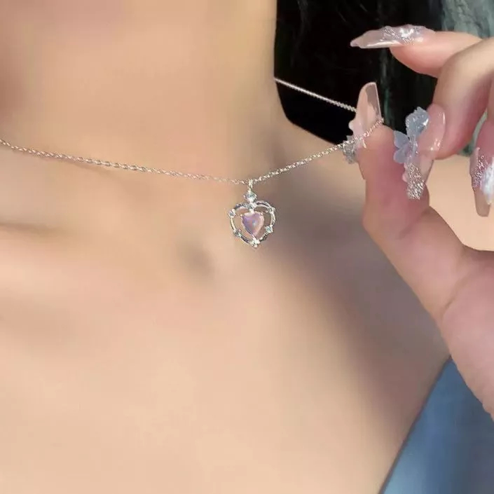 Kalung Wanita Heart Moonstone Kalung Fashion Liontin Hati