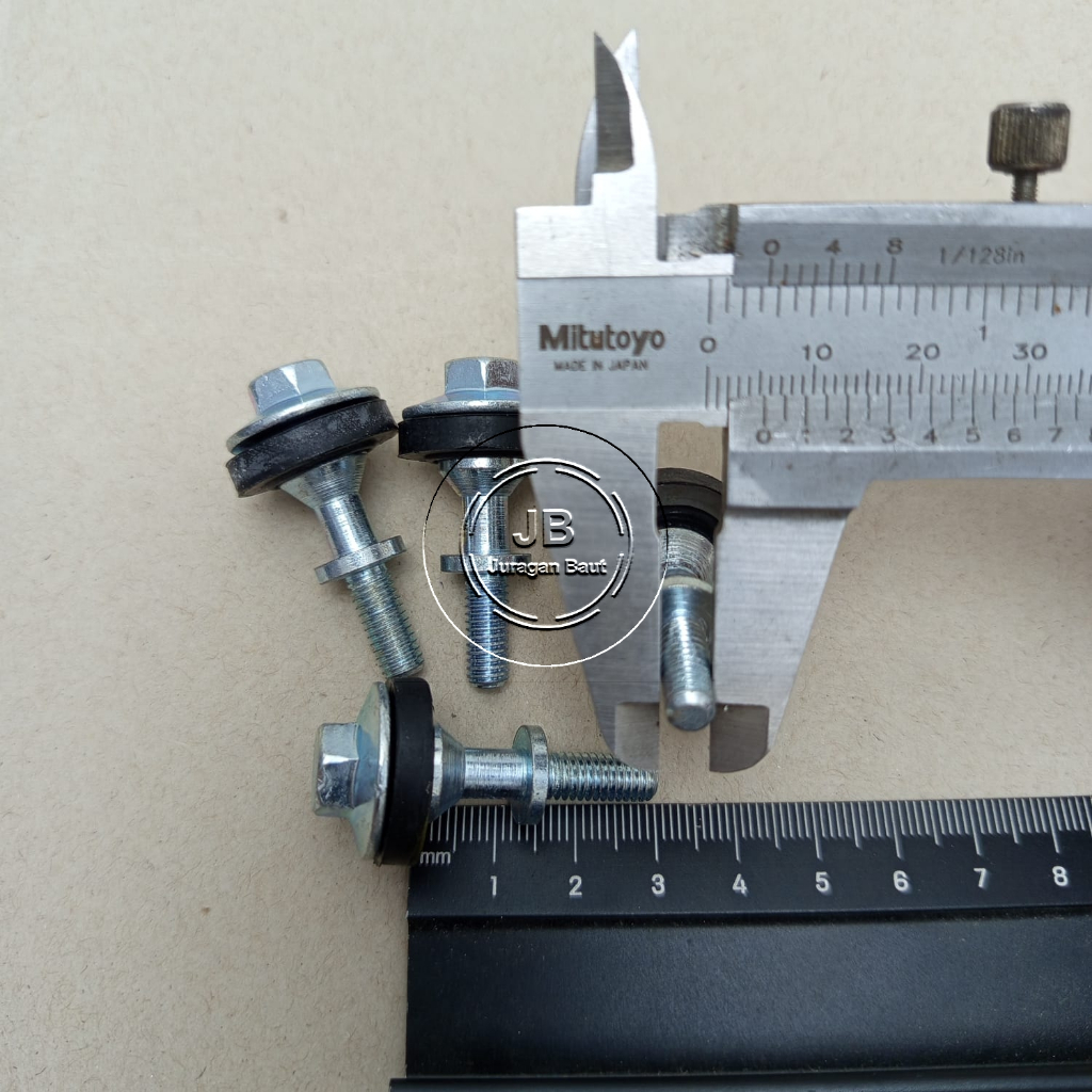 BAUT HEAD HONDA SCOOPY SPACY BEAT VARIO BLADE CBR SILINDER CYLINDER KEPALA KUNCI 10 ULIR DRAT BAUD 1