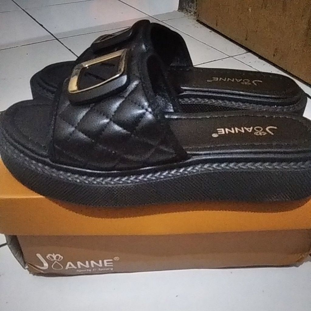 JOANNE SANDAL ORIGINAL SIZE 39