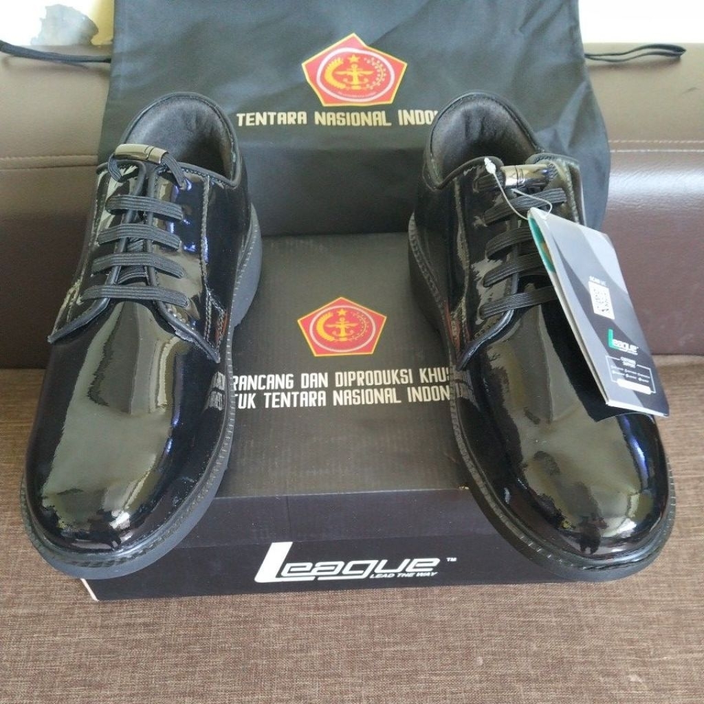 sepatu PDH league jatah TNI