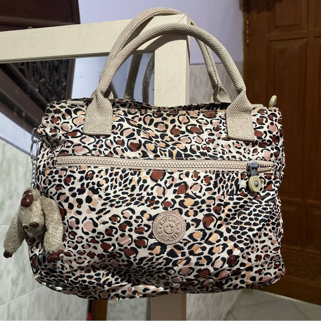 Tas Handbag 3 Ruang Original Kipling ada monyet nya | Tas Macan Leopard Preloved Bekas Pribadi Secon