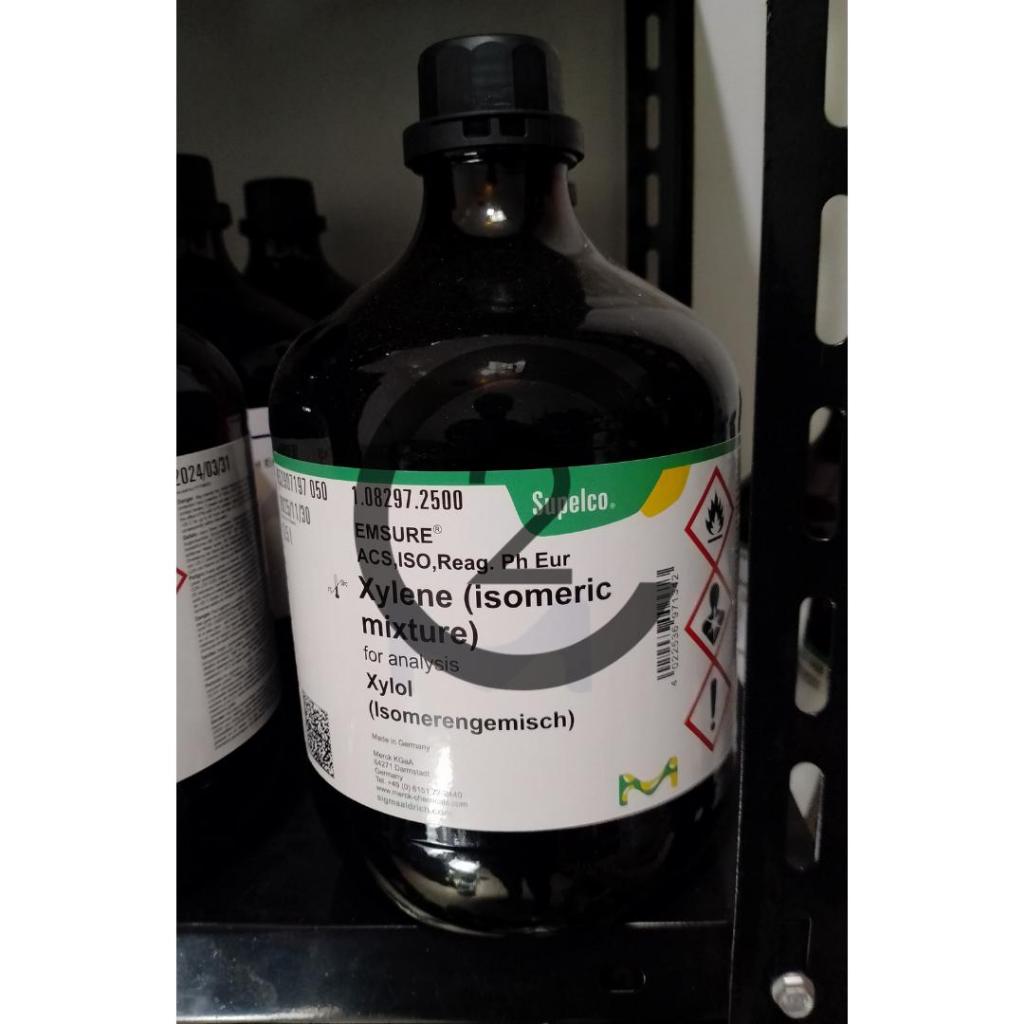 Pro Analis Xylene / Xylol / Dimethylbenzene / Dimetilbenzena  100 ML Merck 108297