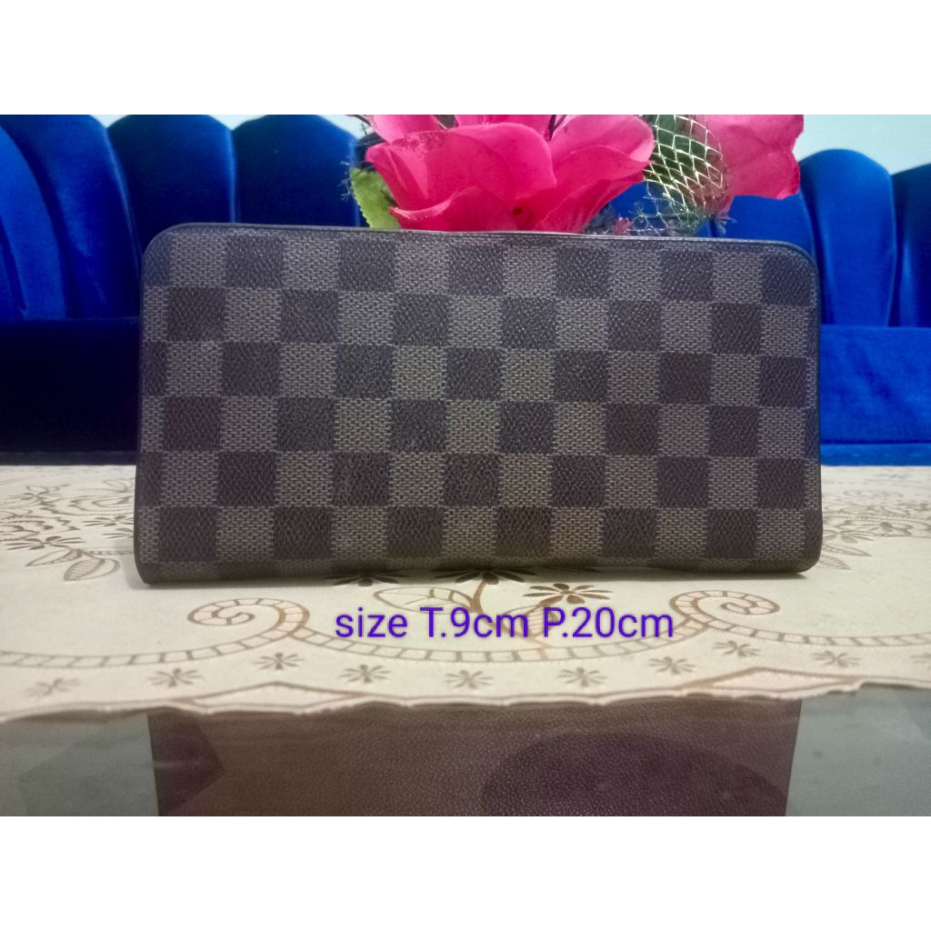 dompet panjang wanita kulit ala LV
