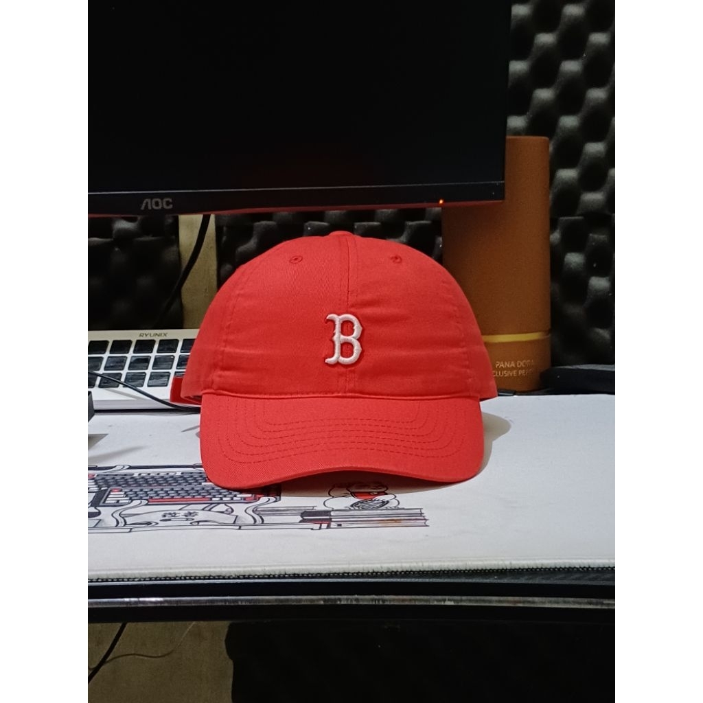 topi MLB second