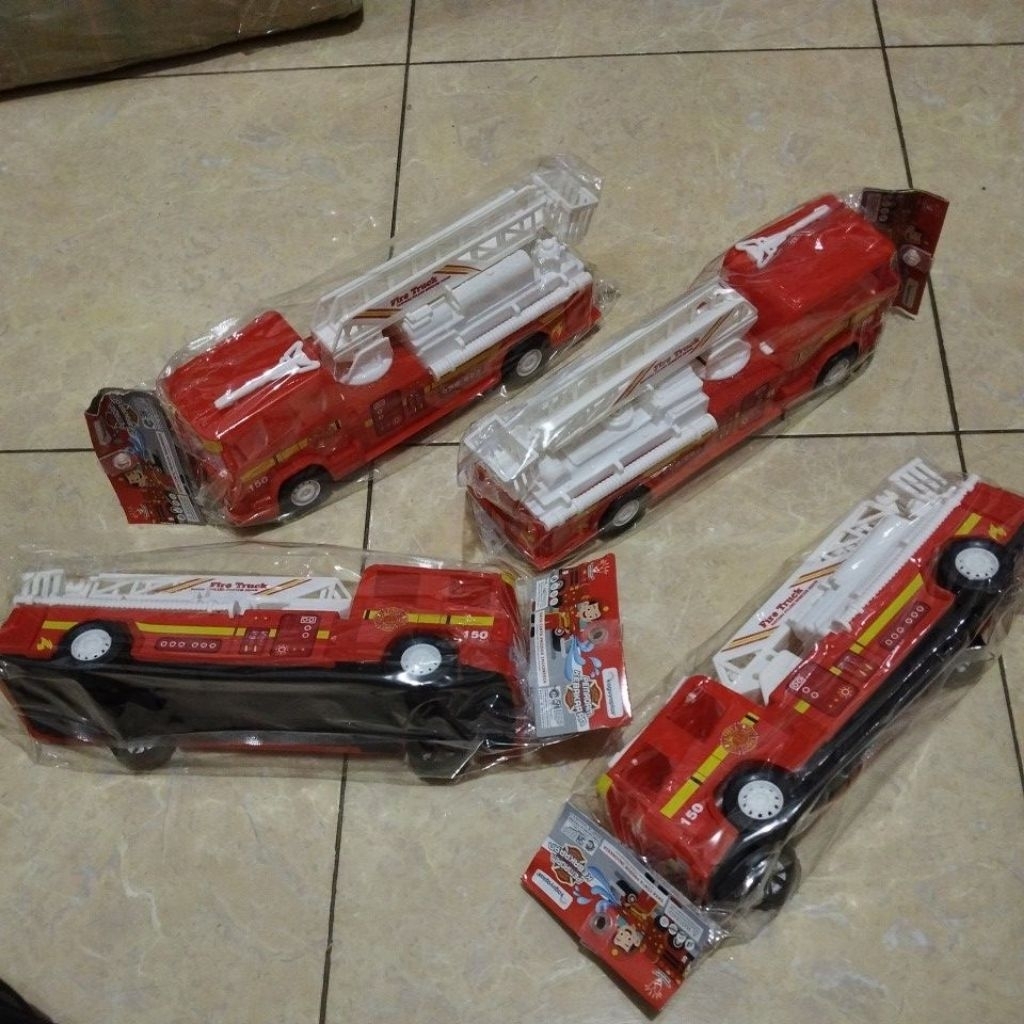 Oketoys Mainan Mobil Pemadam Kebakaran Rescue Toys Fire Truck Rescue Mobil Truk Pemadam Kebakaran