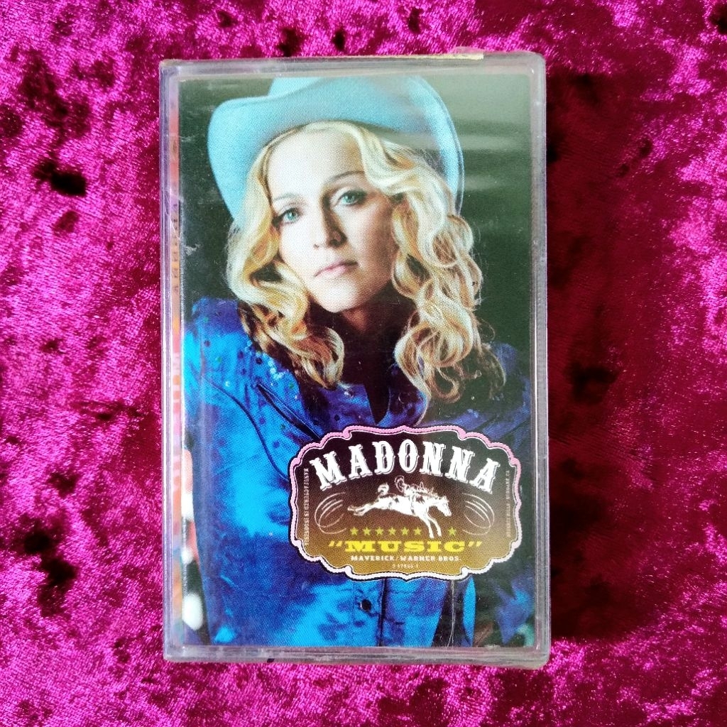 Kaset Madonna - Music (Segel)