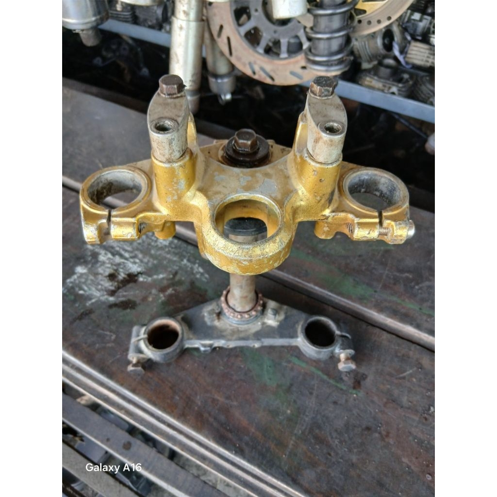 T atas bawah vixion original