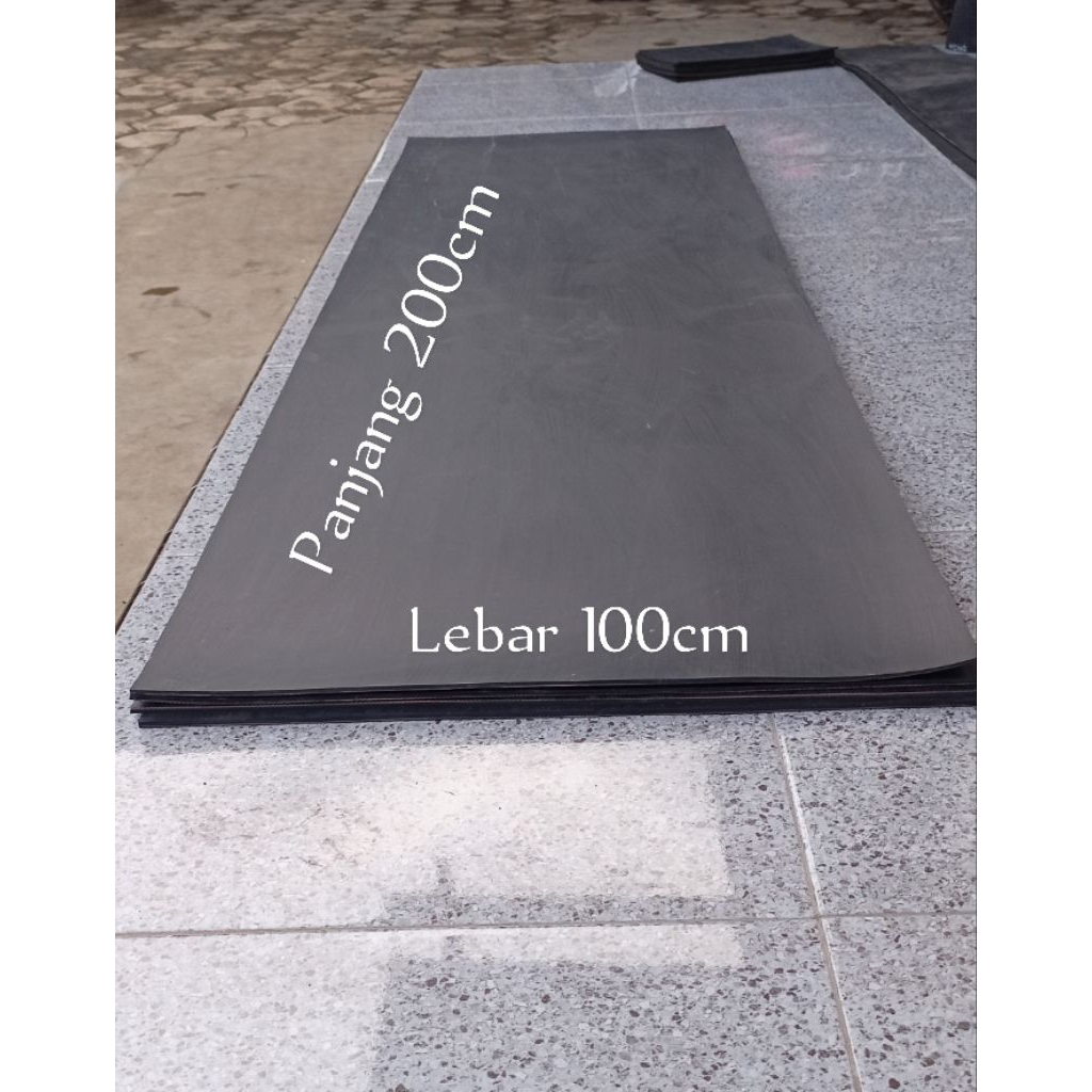 Karpet Karet Penahan Lumpur Belakang Untuk Truk  Universal Ukuran 100cm x 200cm