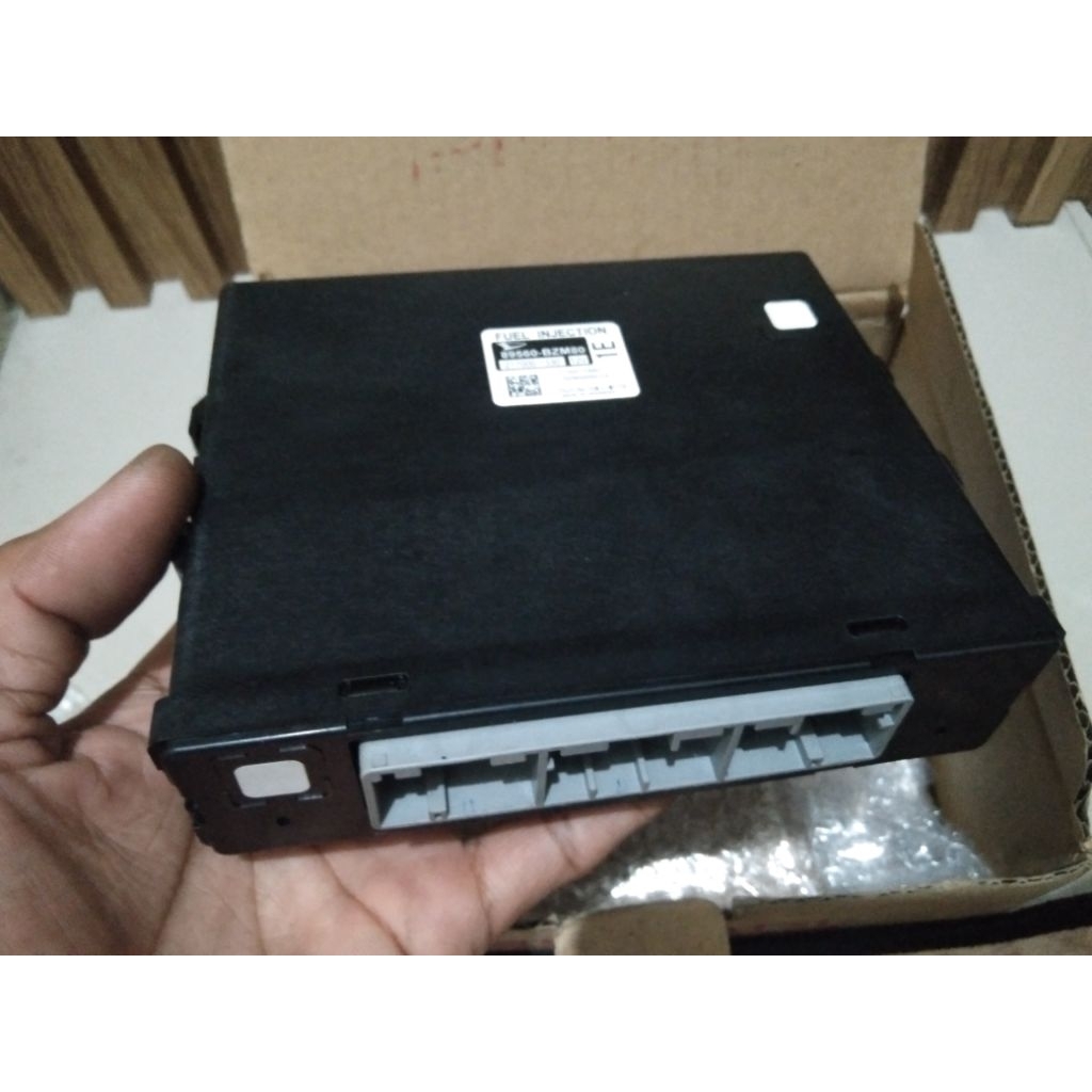 ECU ENGINE TERIOS 2016 IMMO 89560-BZM80-001