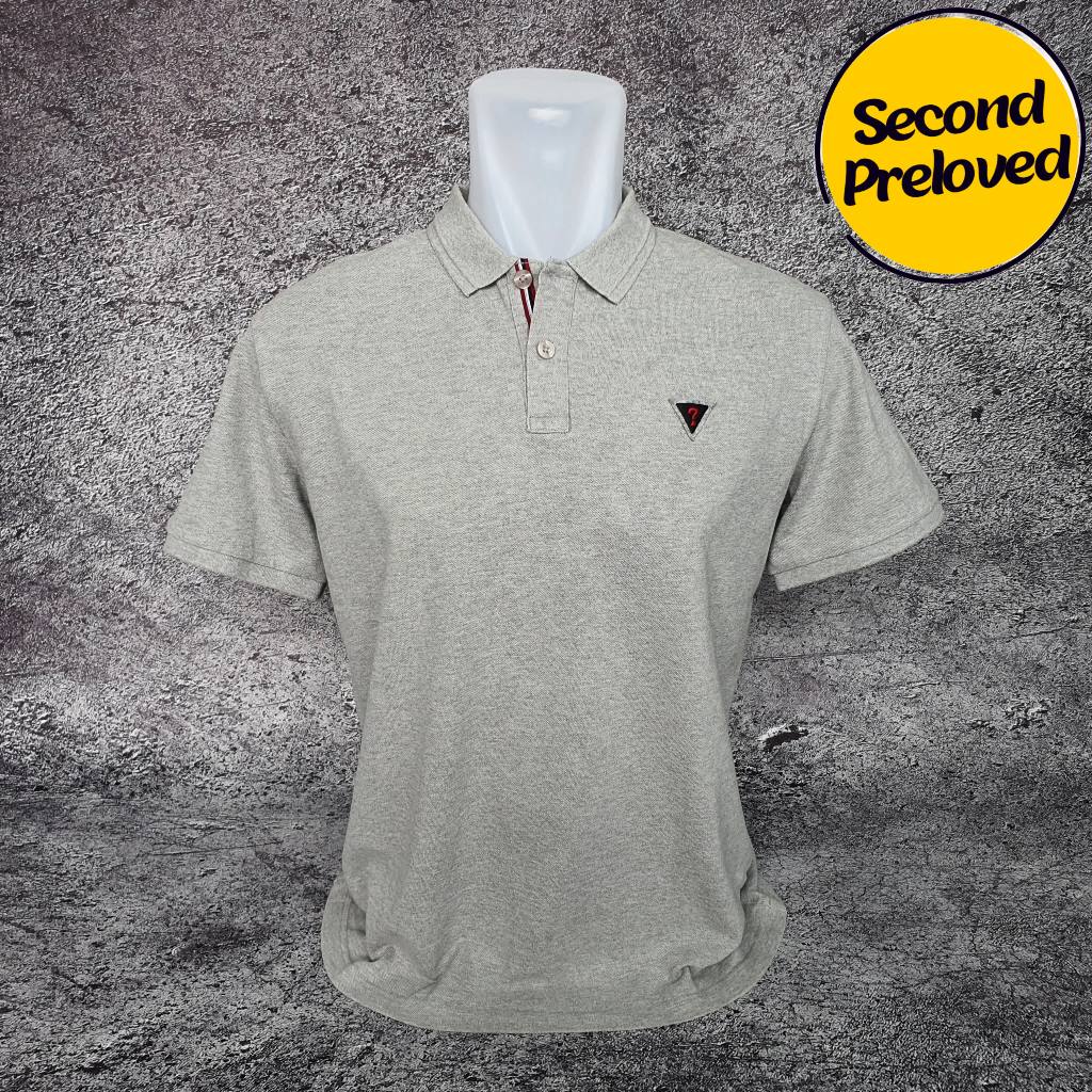 Baju Kaos Polo GUESS - Size L / Lebar 54 cm - Original - Second