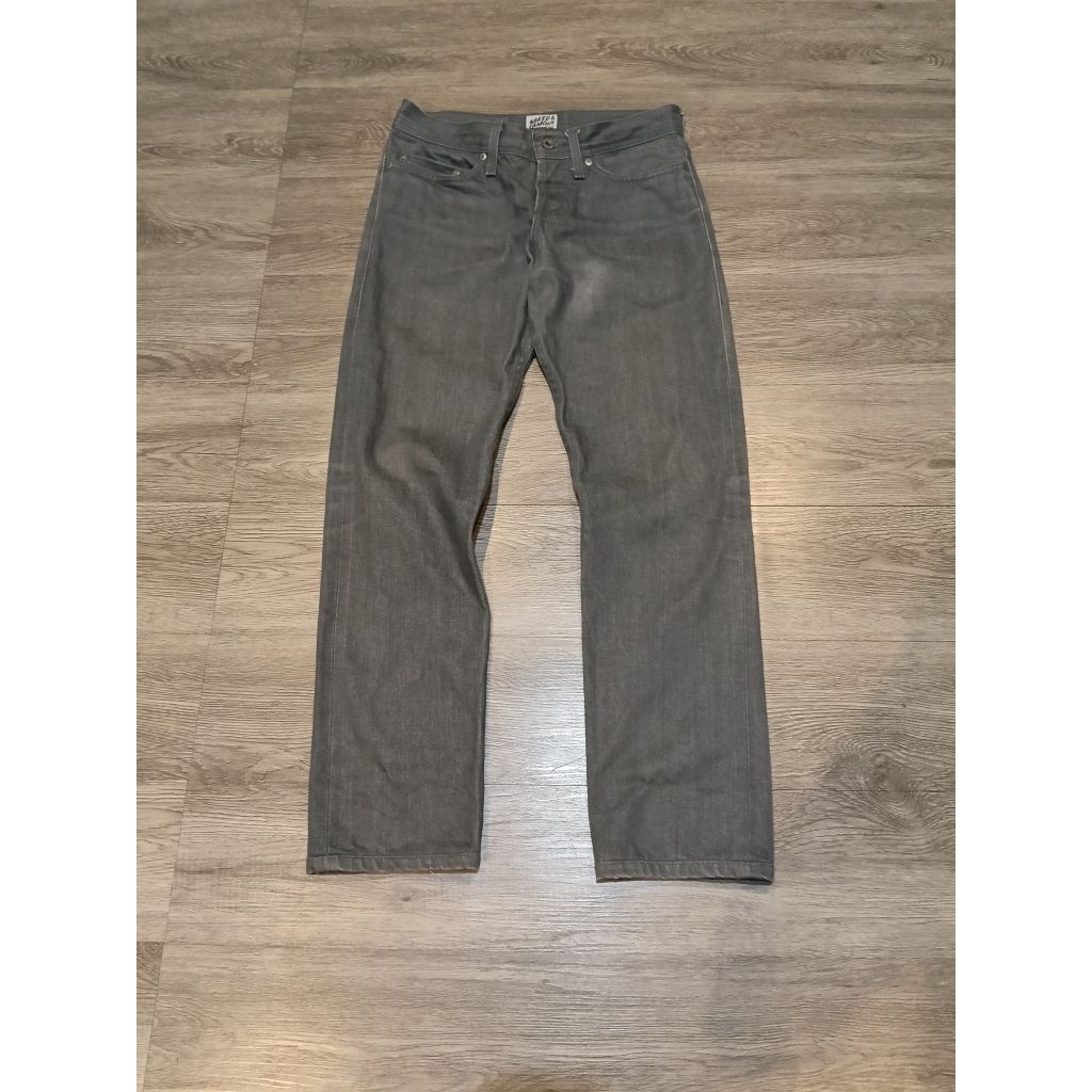 Naked & Famous Weird Guy Grey Selvedge