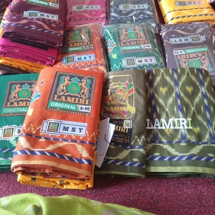 Sarung Lamiri Motif Kembang Mst Sarung Mustanin Sarung Bhs Sarung Murah Sarung Busana Muslim