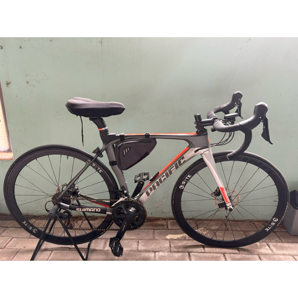 Roadbike Pacific Whizz