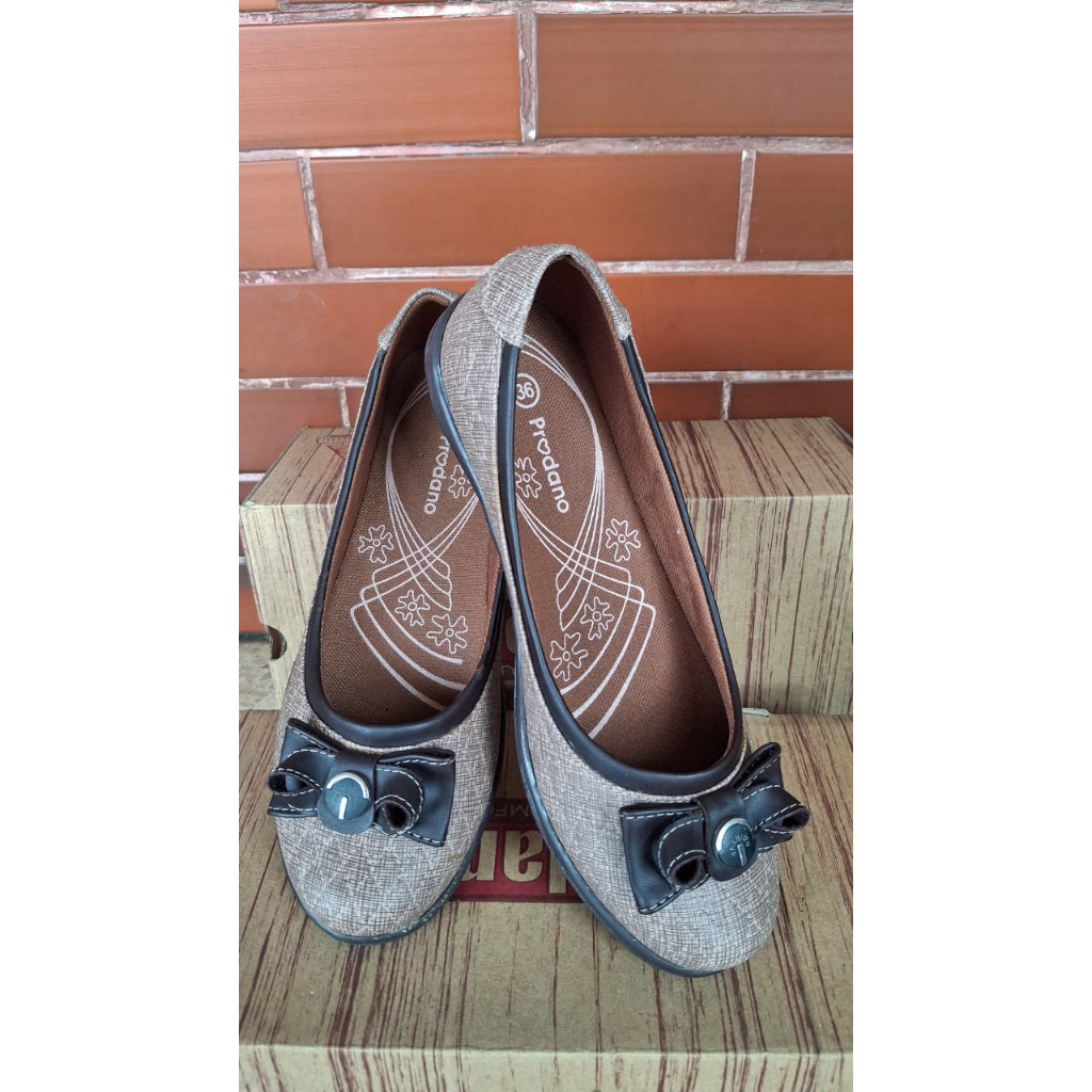 Flatshoes Elegan Mewah Prodano