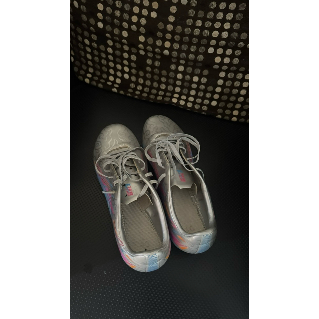 sepatu bola second ortuseight