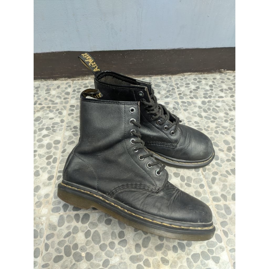 dr martens 1460