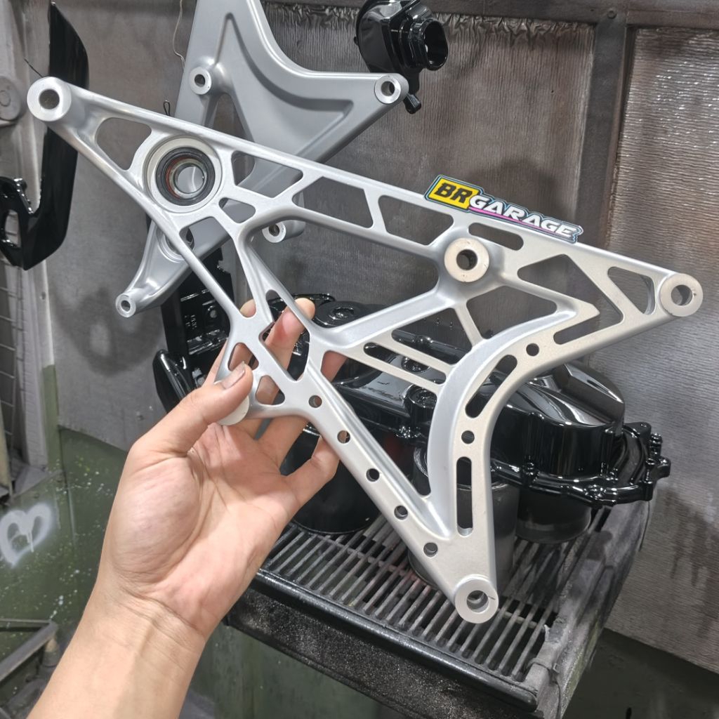 swing arm vario 125 / 150 led old custom coak